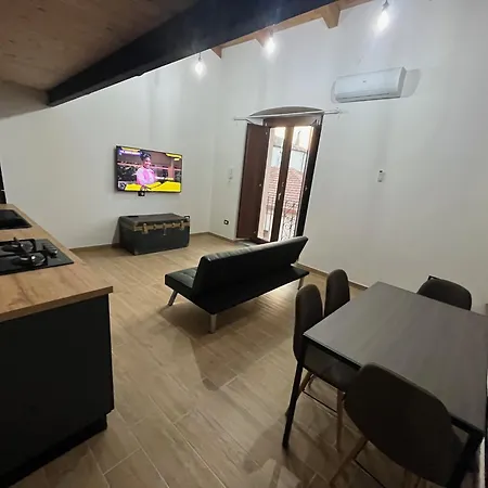 L'angolo Di Piazza Mercato Spezzano Albanese