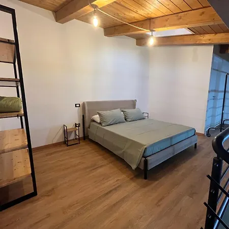 L'angolo Di Piazza Mercato