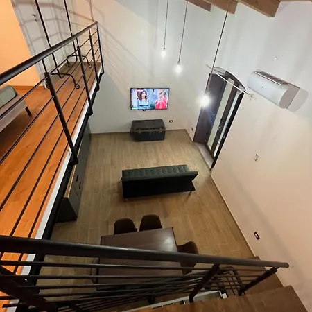 L'angolo Di Piazza Mercato